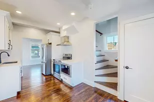 24 Alfred St, Everett, MA 02149 - Photo 18