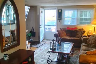 36 Regency Dr, Holliston, MA 01746 - Photo 4