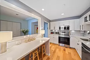 2001 Marina Dr, Quincy, MA 02171 - Photo 18