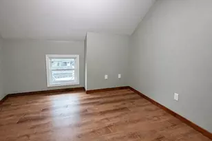 47 Boutwell St, Fall River, MA 02723 - Photo 8