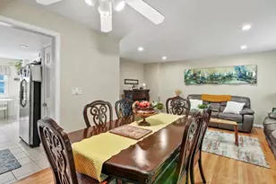 237 Heritage Dr, Northbridge, MA 01588 - Photo 8