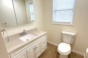 46 Lake St, Weymouth, MA 02189 - Photo 12