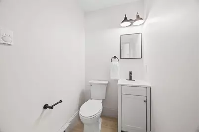 9 Swan St #2, Beverly, MA 01915 - Photo 14