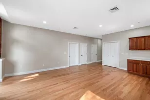 72 River St, Haverhill, MA 01832 - Photo 8