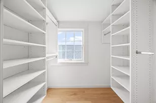 9 Swan St, Beverly, MA 01915 - Photo 16