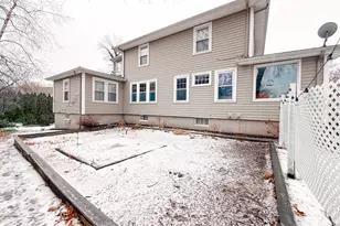 66 Riverview Ave, Waltham, MA 02453 - Photo 22