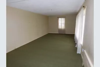 560 North St, Somerset, MA 02726 - Photo 6