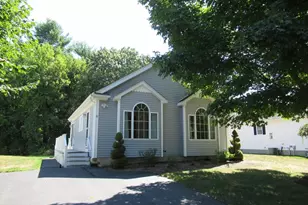 25 Rodeo Dr, East Bridgewater, MA 02333 - Photo 2