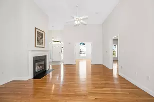 27 Holly Ln, Dracut, MA 01826 - Photo 12