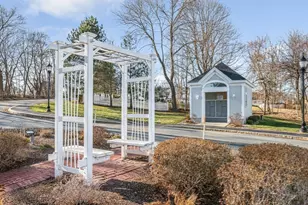 27 Holly Ln, Dracut, MA 01826 - Photo 36