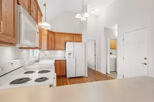 27 Holly Ln, Dracut, MA 01826 - Photo 16