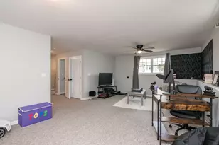 388 Manchester St, Fall River, MA 02721 - Photo 18