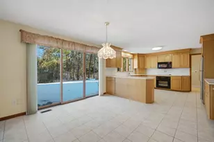 53 Ashford Rd, Longmeadow, MA 01106 - Photo 16