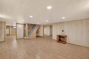 871 Sconticut Neck Rd, Fairhaven, MA 02719 - Photo 24