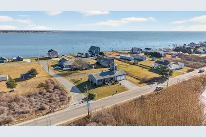 871 Sconticut Neck Rd, Fairhaven, MA 02719 - Photo 38