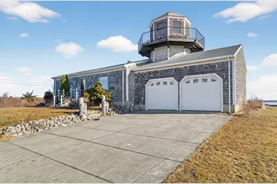 871 Sconticut Neck Rd, Fairhaven, MA 02719 - Photo 2