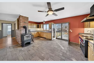 871 Sconticut Neck Rd, Fairhaven, MA 02719 - Photo 4