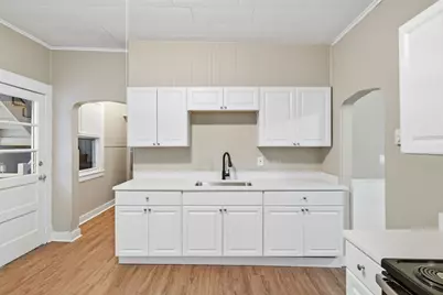 621 Chicopee St, Chicopee, MA 01013 - Photo 6