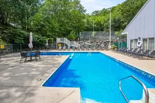 330 Sunderland Rd, Worcester, MA 01604 - Photo 20