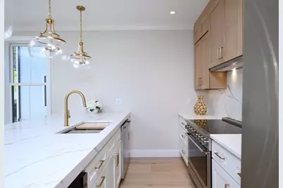 43 Chickatawbut St #1, Boston, MA 02122 - Photo 6