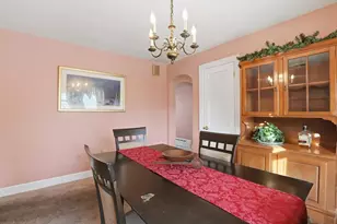 14 Caswell St, New Bedford, MA 02745 - Photo 16