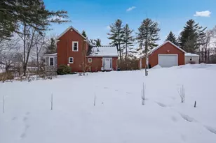 6 Vine St, Pittsfield, MA 01201 - Photo 2