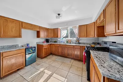 125 Carl St, Fall River, MA 02721 - Photo 18