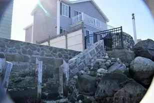 39 Castle Rd, Nahant, MA 01940 - Photo 12