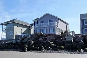 39 Castle Rd, Nahant, MA 01940 - Photo 14