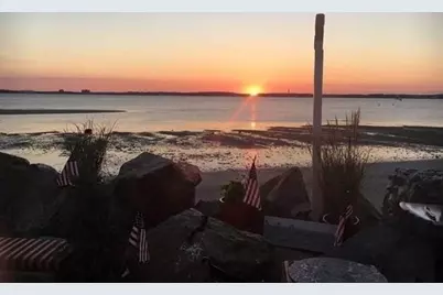 39 Castle Rd #1, Nahant, MA 01940 - Photo 10