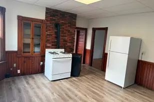 71 Esther St, Worcester, MA 01607 - Photo 2