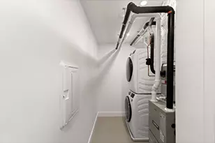 6 Devine Wy, Boston, MA 02127 - Photo 36