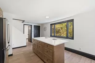 9 Bray Ct, Pelham, MA 01002 - Photo 12