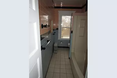 78 Prospect St, Springfield, MA 01107 - Photo 14