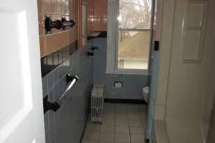 78 Prospect St, Springfield, MA 01107 - Photo 14