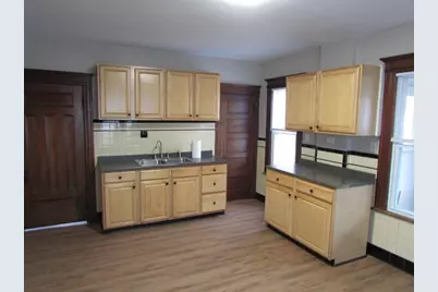 78 Prospect St, Springfield, MA 01107 - Photo 10