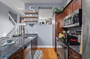 2 Eileen Cir, Boston, MA 02130 - Photo 2