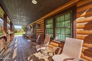 1020 Cascade St, Pittsfield, MA 01201 - Photo 6