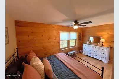 1020 Cascade Street, Pittsfield, MA 01201 - Photo 28