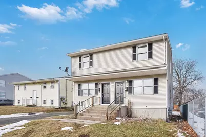 140-142 Cherry St, Springfield, MA 01105 - Photo 2