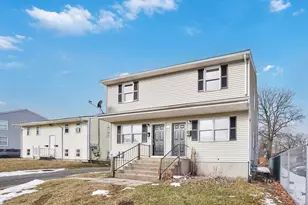 140-142 Cherry St, Springfield, MA 01105 - Photo 2