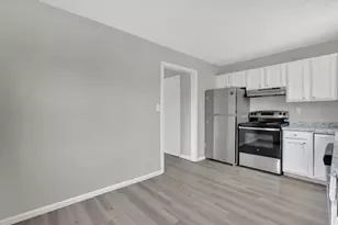 140-142 Cherry St, Springfield, MA 01105 - Photo 8