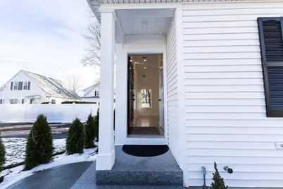 17R Harding, Norwood, MA 02062 - Photo 4