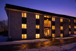 121 Bailey St, Worcester, MA 01602 - Photo 2