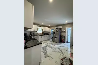 92 Maverick St, Fitchburg, MA 01420 - Photo 16