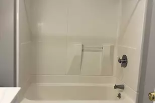 92 Maverick St, Fitchburg, MA 01420 - Photo 32