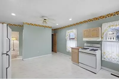 108 Marshall Rd, Lowell, MA 01852 - Photo 6