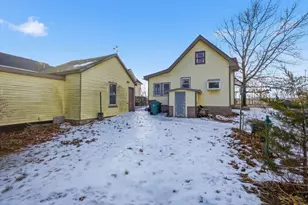 108 Marshall Rd, Lowell, MA 01852 - Photo 26