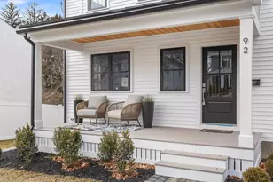 92 Overlook Rd, Arlington, MA 02474 - Photo 2