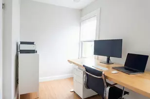 20 Fellsway W, Somerville, MA 02145 - Photo 6